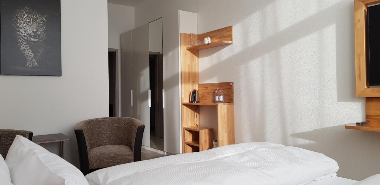 Hb 32 Metzingen Otel Metzingen  Dış mekan fotoğraf